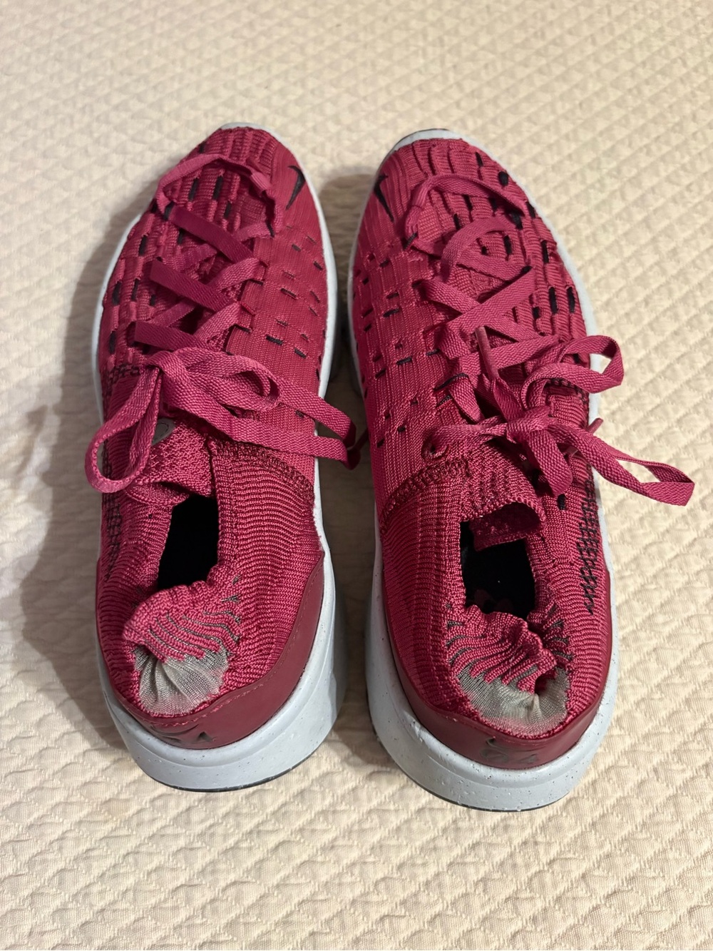 Nike ISPA MindBody Red Burgundy Sneakers Women’s Size 8